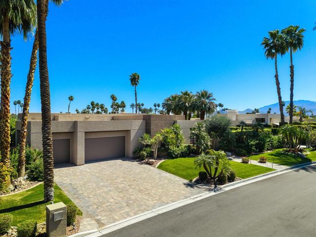 137 Waterford Circle, Rancho Mirage, CA 92270