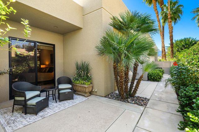 137 Waterford Circle, Rancho Mirage, CA 92270