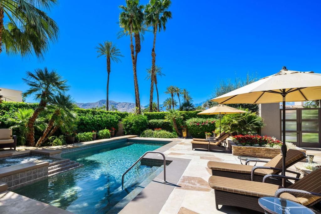 137 Waterford Circle, Rancho Mirage, CA 92270