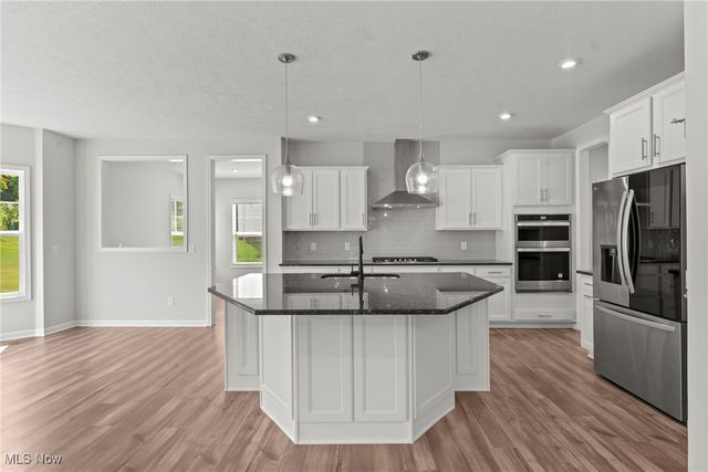 792 Nancy Drive, Aurora, OH 44202