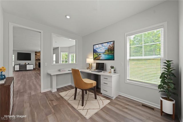 792 Nancy Drive, Aurora, OH 44202