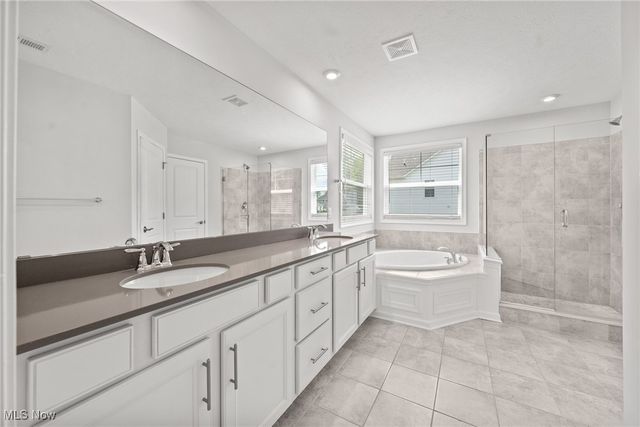 792 Nancy Drive, Aurora, OH 44202