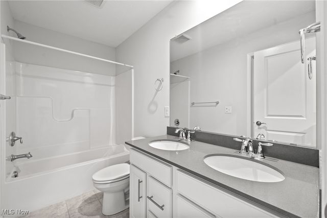 792 Nancy Drive, Aurora, OH 44202