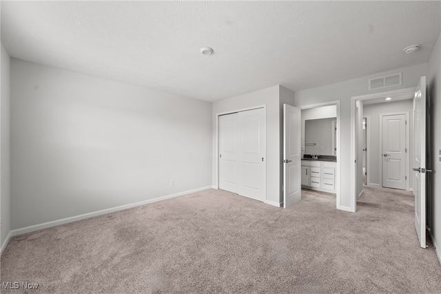 792 Nancy Drive, Aurora, OH 44202