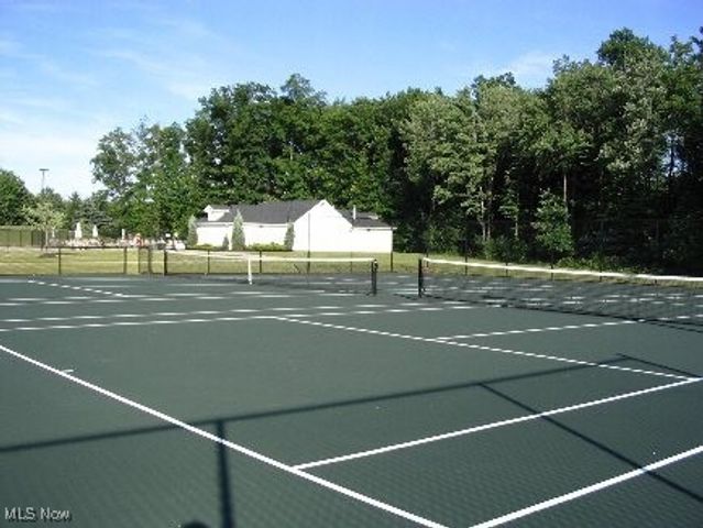 792 Nancy Drive, Aurora, OH 44202