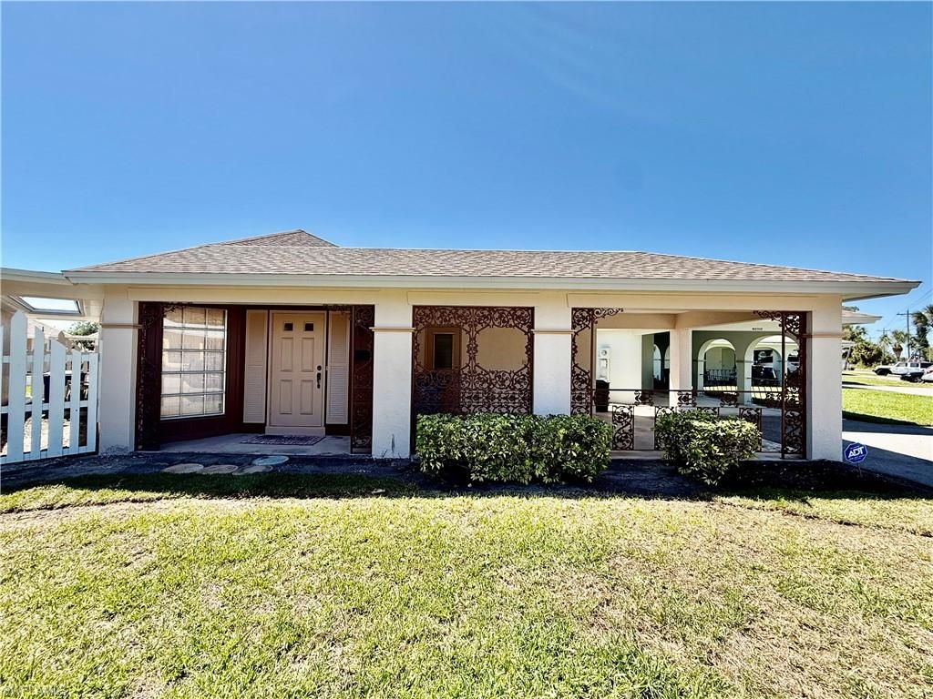 318 Joel BLVD, LEHIGH ACRES, FL 33936 — exterior