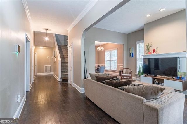 1327 Oak Street, Atlanta, GA 30310