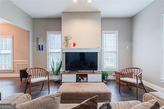 1327 Oak Street, Atlanta, GA 30310