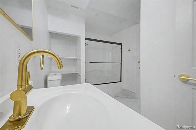 2313 Saint Joseph Street, West Bloomfield, MI 48324