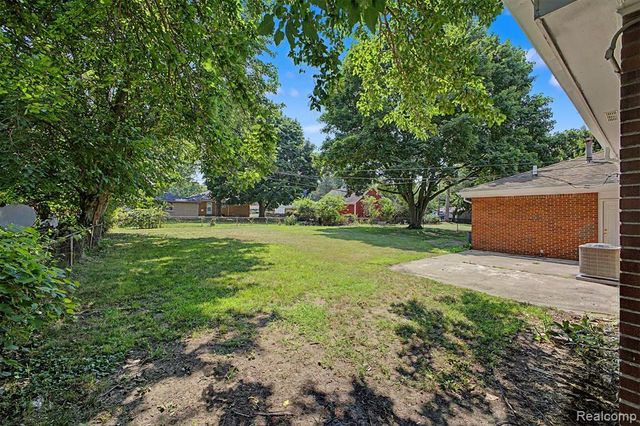 2313 Saint Joseph Street, West Bloomfield, MI 48324