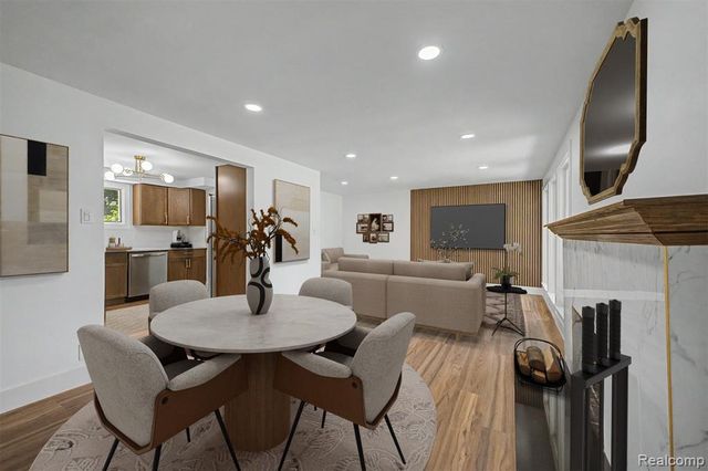 2313 Saint Joseph Street, West Bloomfield, MI 48324