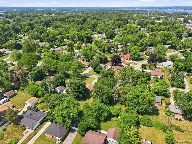 2313 Saint Joseph Street, West Bloomfield, MI 48324