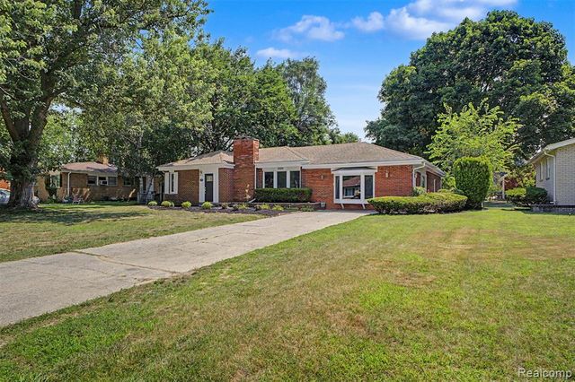 2313 Saint Joseph Street, West Bloomfield, MI 48324