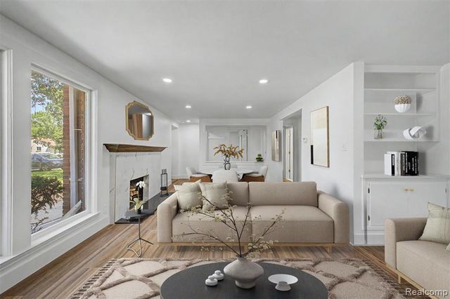 2313 Saint Joseph Street, West Bloomfield, MI 48324