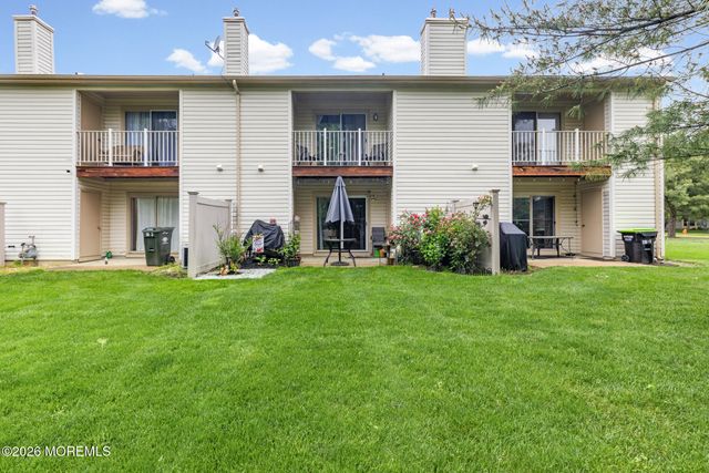 26 Copley Court 2, Freehold, NJ 07728
