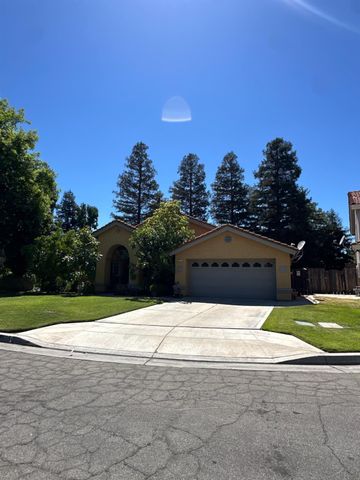 6675 N Lola, Fresno, CA 93722