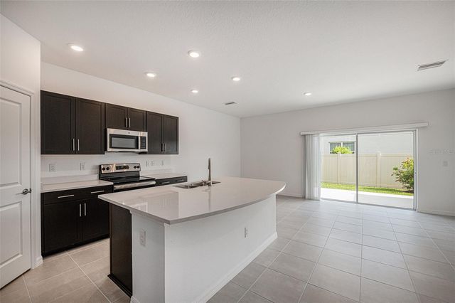 34195 POLACCA LANE, Wesley Chapel, FL 33543