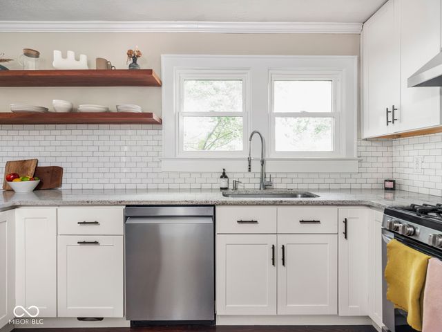 5265 E 10th Street, Indianapolis, IN 46219
