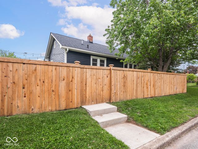 5265 E 10th Street, Indianapolis, IN 46219
