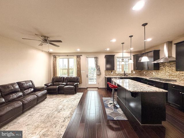 23687 SAILFISH SQ, Brambleton, VA 20148