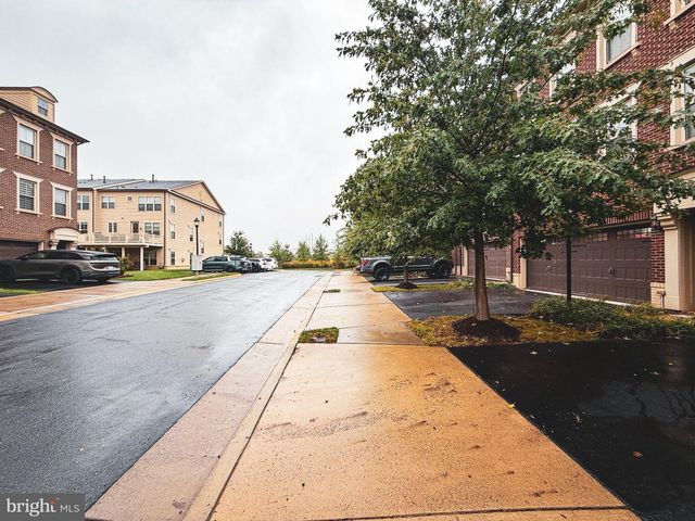 23687 SAILFISH SQ, Brambleton, VA 20148