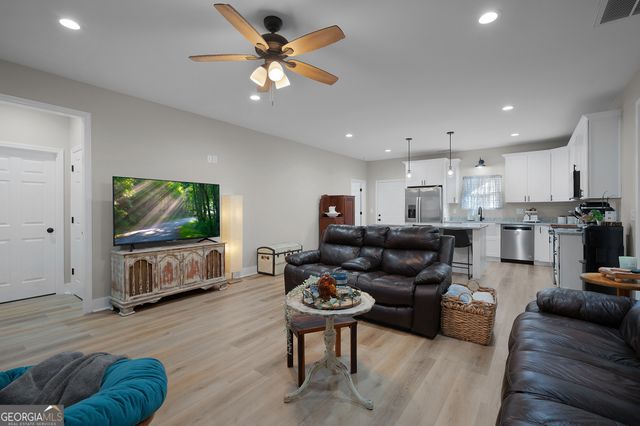 106 Gazelle Dew Road NE, Armuchee, GA 30105