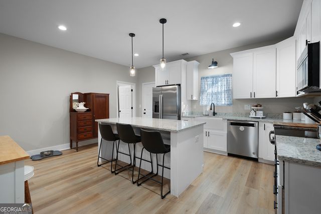 106 Gazelle Dew Road NE, Armuchee, GA 30105