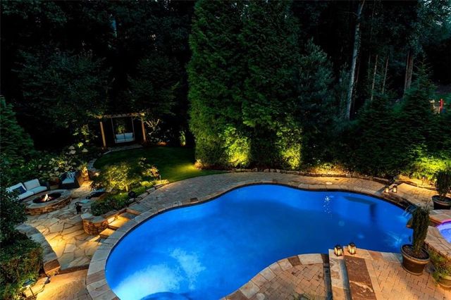 5030 Winding Hills Lane, Woodstock, GA 30189
