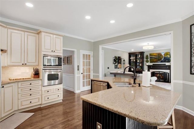 5030 Winding Hills Lane, Woodstock, GA 30189