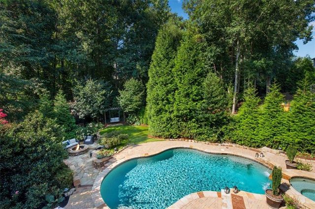 5030 Winding Hills Lane, Woodstock, GA 30189