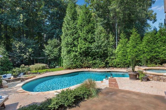 5030 Winding Hills Lane, Woodstock, GA 30189