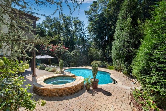 5030 Winding Hills Lane, Woodstock, GA 30189