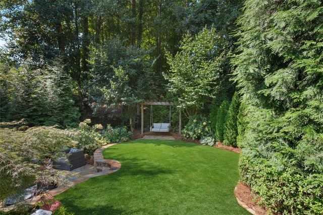 5030 Winding Hills Lane, Woodstock, GA 30189