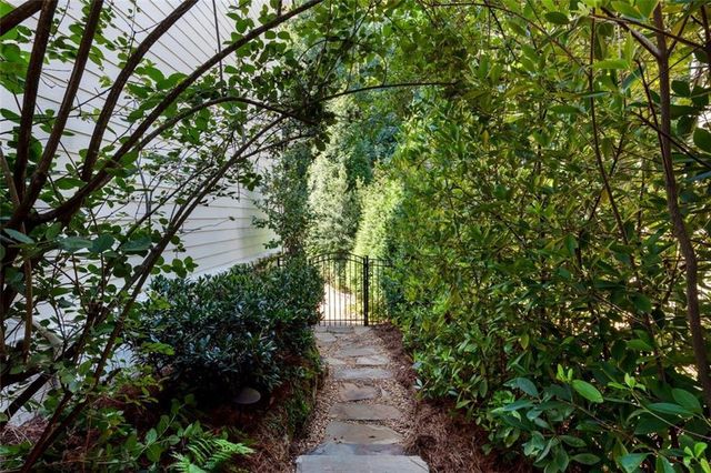 5030 Winding Hills Lane, Woodstock, GA 30189