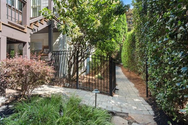5030 Winding Hills Lane, Woodstock, GA 30189