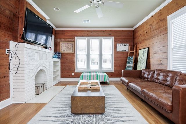 330 Palmero St, Corpus Christi, TX 78404