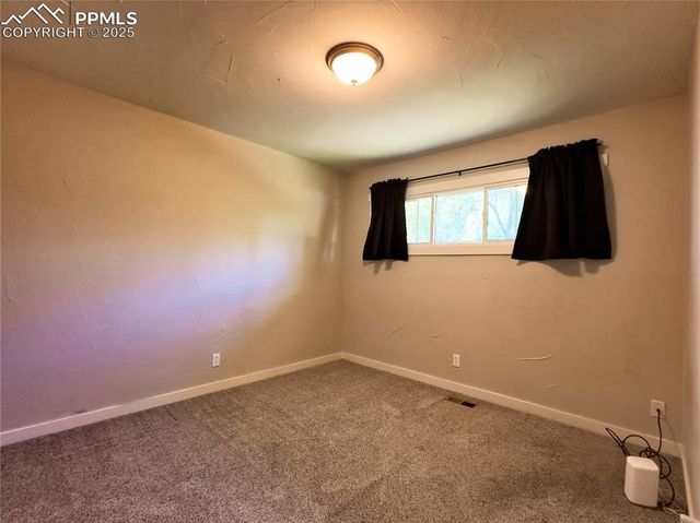 324 Davie Drive, Colorado Springs, CO 80911