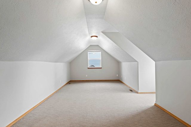 624 Golden Hills Dr, Cheney, WA 99004