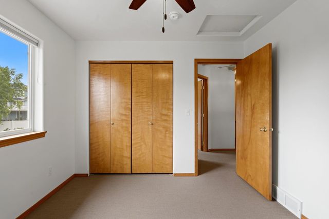 624 Golden Hills Dr, Cheney, WA 99004