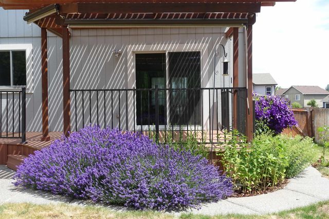 624 Golden Hills Dr, Cheney, WA 99004