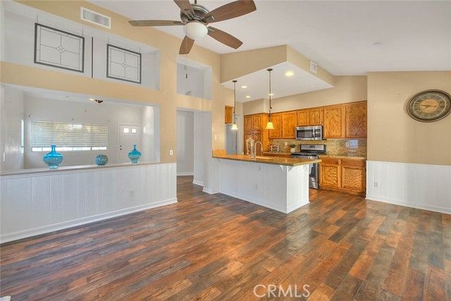 29345 Breakwater, Lake Elsinore, CA 92530