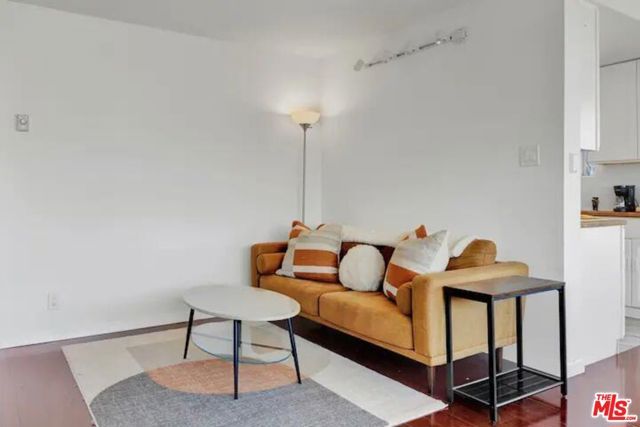 615 E Broadway 304, Long Beach, CA 90802
