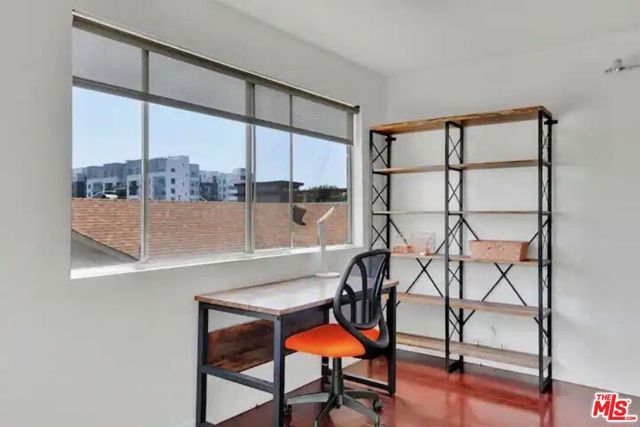 615 E Broadway 304, Long Beach, CA 90802