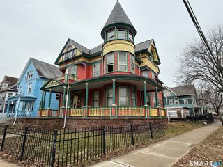 262 Sherman Avenue, New Haven, CT 06511