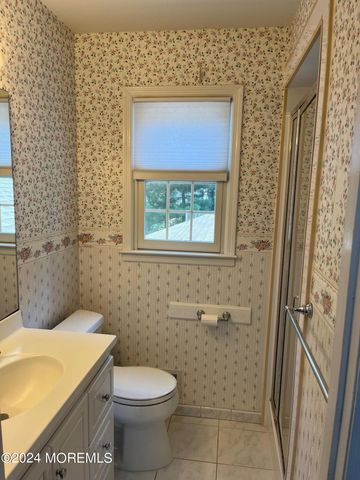 106 Pear Street, Oakhurst, NJ 07755
