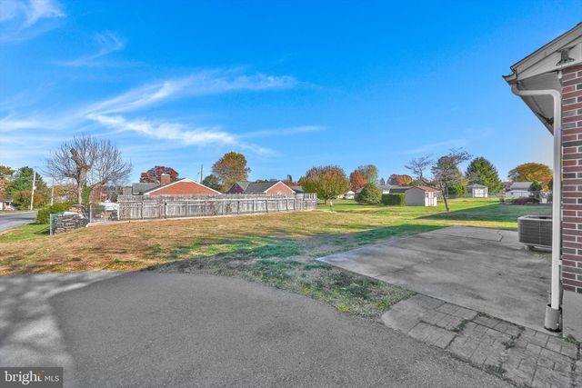 900 STATE DR, Lebanon, PA 17042