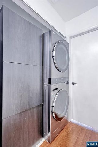 1110 River Road 105, Edgewater, NJ 07020