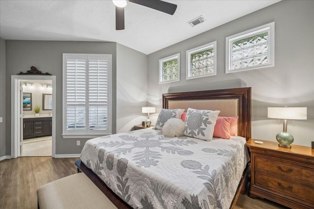 119 Misty Harbor Drive, Montgomery, TX 77356