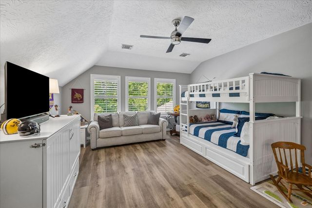 119 Misty Harbor Drive, Montgomery, TX 77356