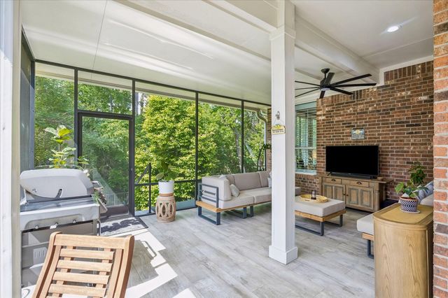 119 Misty Harbor Drive, Montgomery, TX 77356